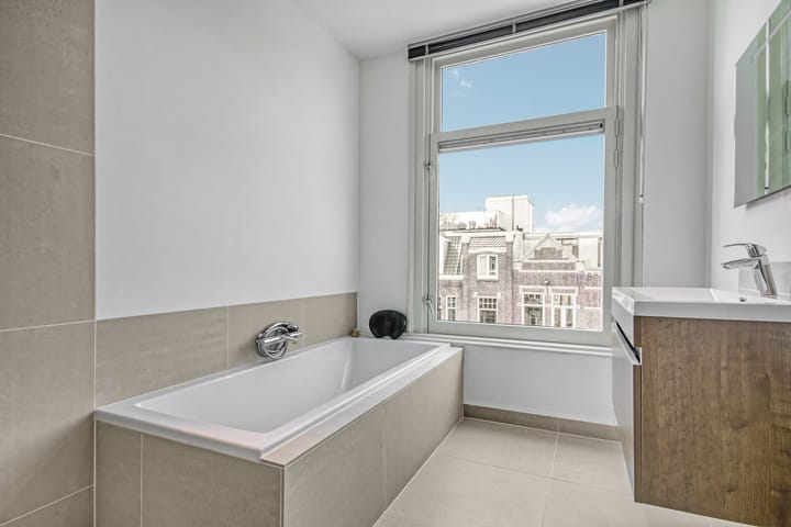 Foto 21 van Linnaeusparkweg 101-3