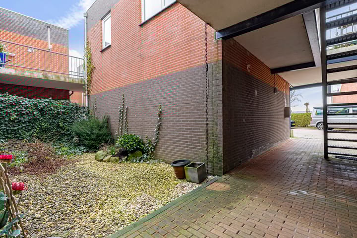 Photo 51 of De Kolk 10