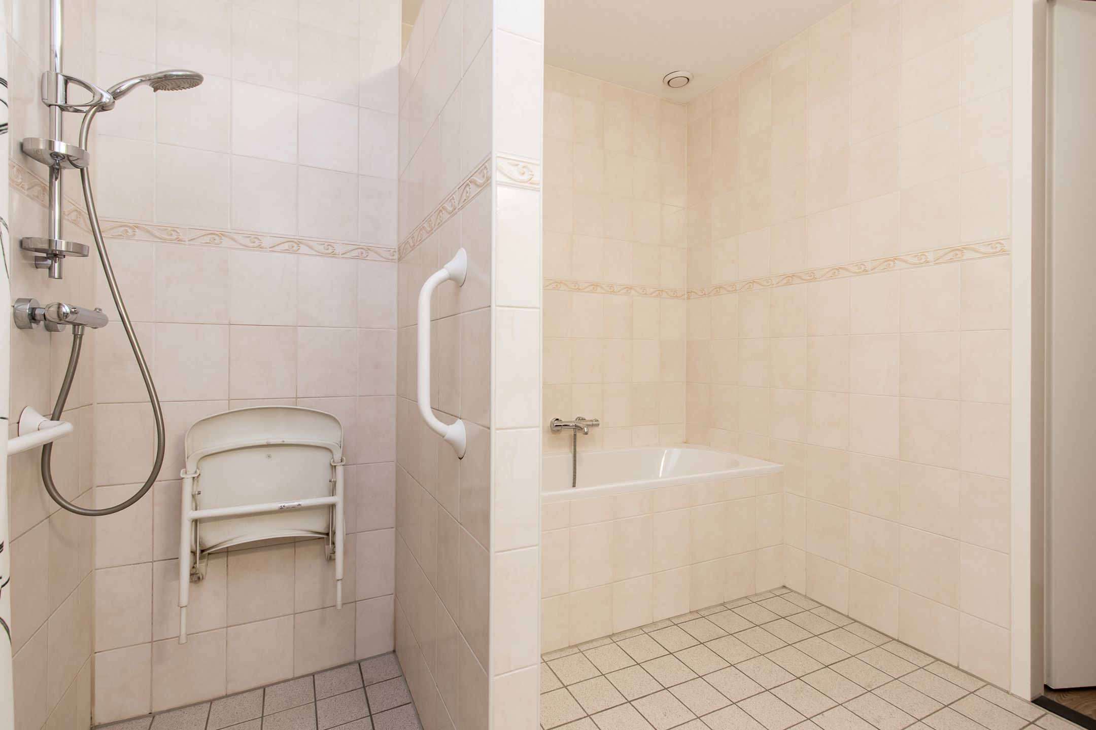 Photo 36 of Raadhuislaan 2-105