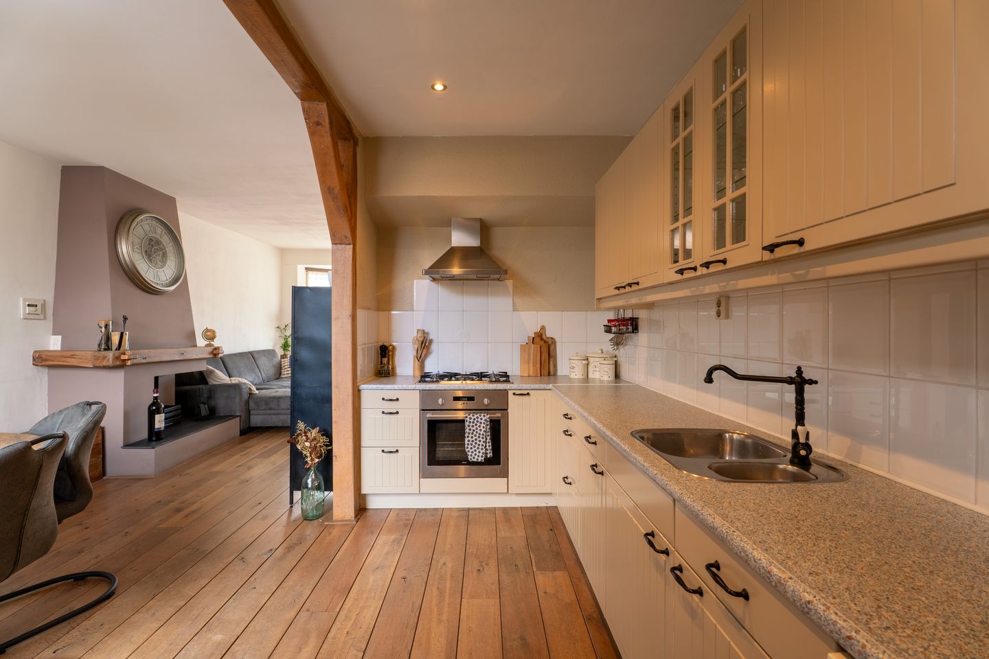 Foto 10 van Brouwerstraat 118