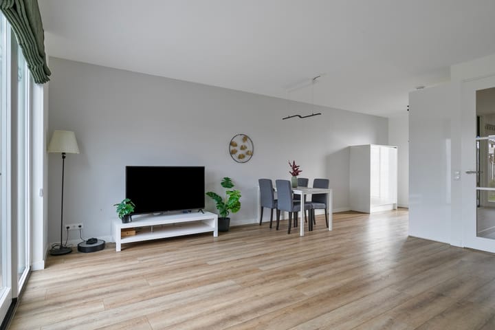 Photo 10 of Waterlinie 107