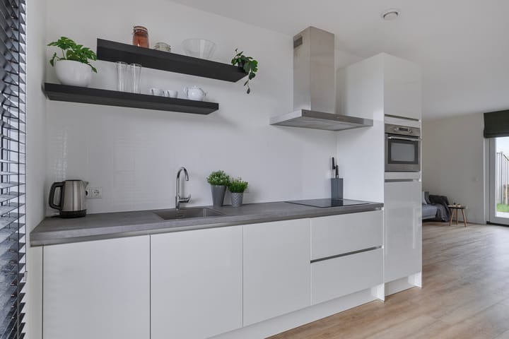 Photo 12 of Waterlinie 107