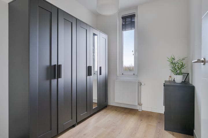 Photo 22 of Waterlinie 107