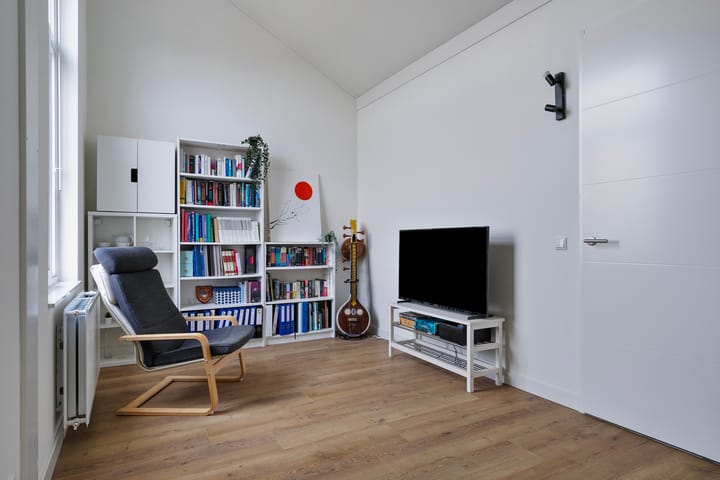 Photo 24 of Waterlinie 107