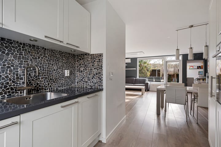 Foto 9 van Trezoriersdreef 99