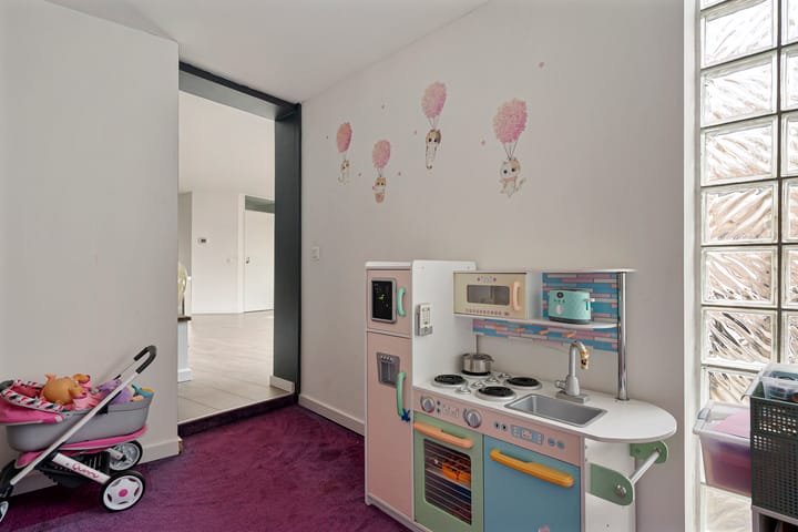 Foto 11 van Trezoriersdreef 99