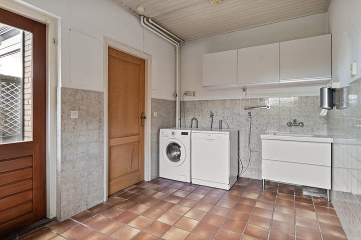 Photo 19 of Apollostraat 34