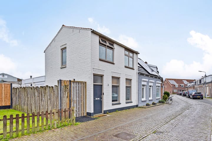 A van Heestraat 1