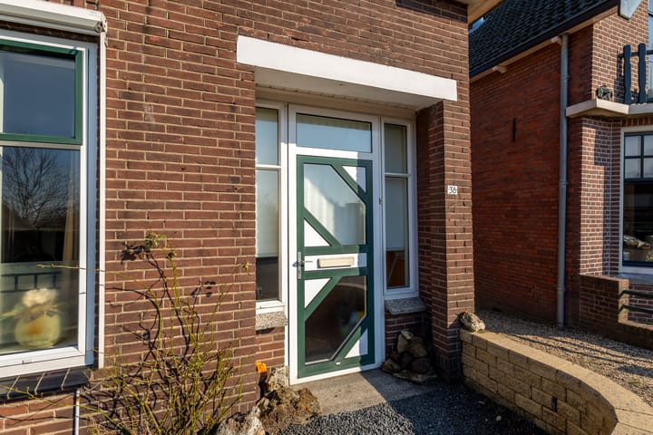 Photo 6 of Zouwendijk 38