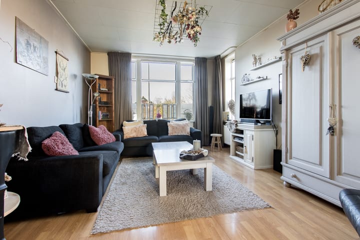 Photo 7 of Zouwendijk 38