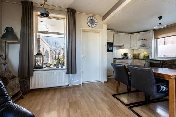 Photo 11 of Zouwendijk 38