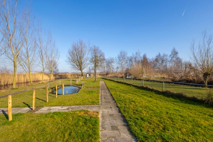Photo 23 of Zouwendijk 38