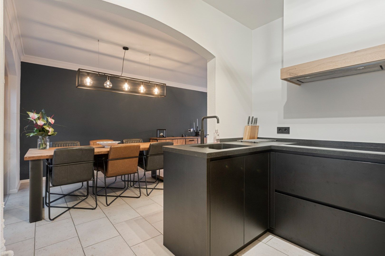 Photo 12 of Sluisstraat 74