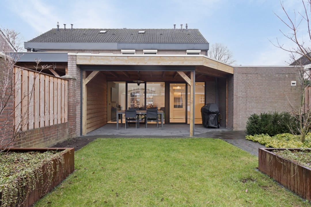 Photo 37 of Sluisstraat 74