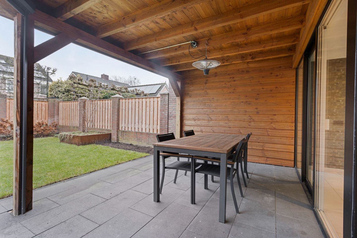 Photo 40 of Sluisstraat 74