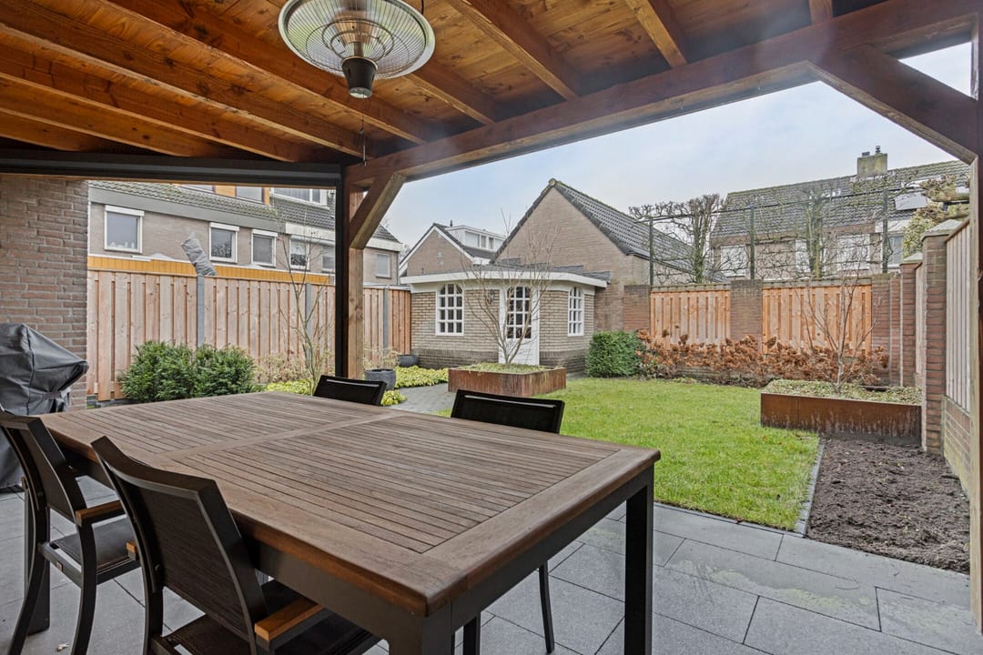 Photo 41 of Sluisstraat 74