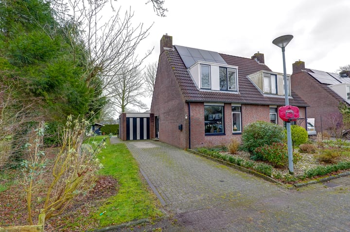 Foto 2 van Vivaldihof 9