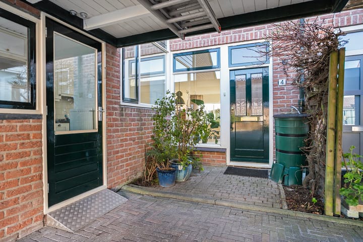 Foto 4 van Albardastraat 4