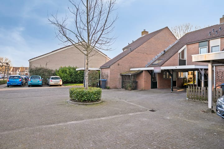 Photo 45 of Albardastraat 4