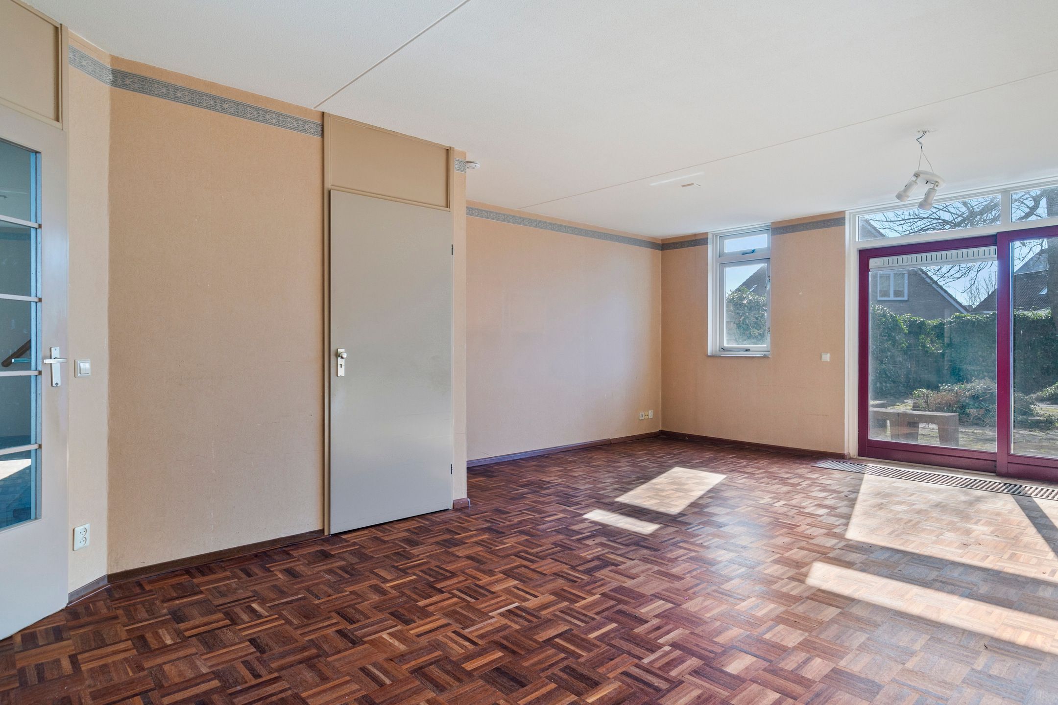 Photo 9 of Windmolenstraat 98