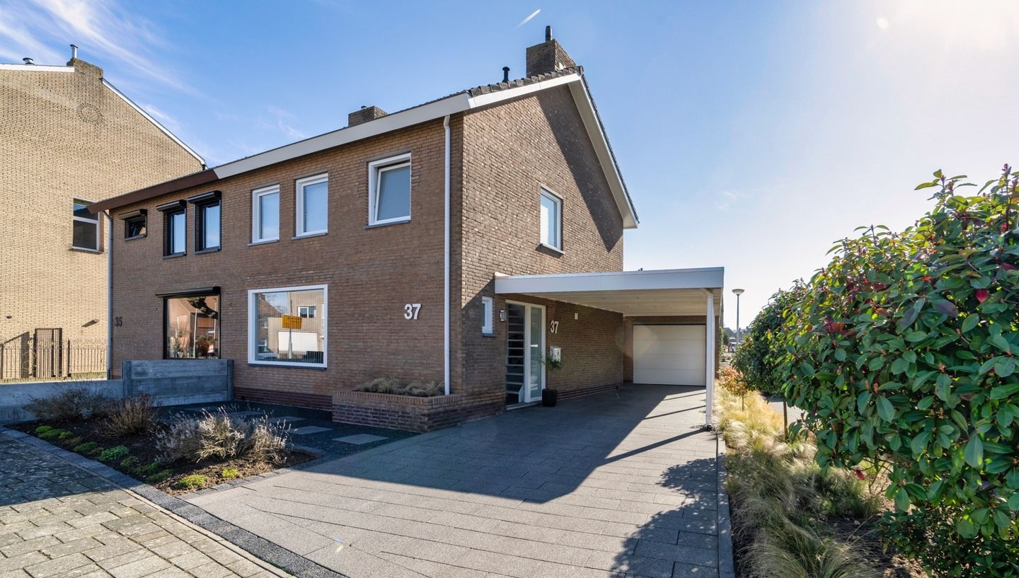 Foto 1 van Overbroekerstraat 37