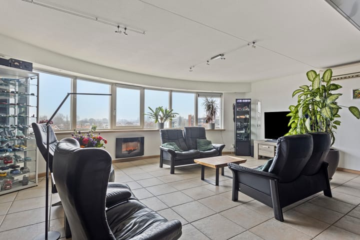 Foto 10 van Oosterweezenstraat 409