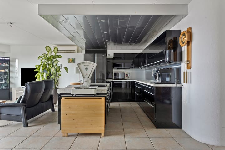 Foto 11 van Oosterweezenstraat 409