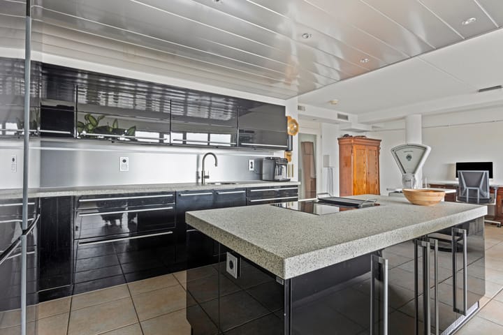 Foto 12 van Oosterweezenstraat 409