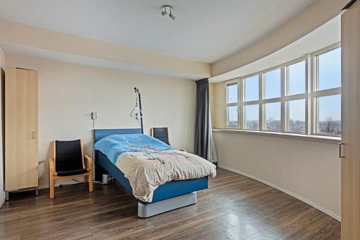 Foto 24 van Oosterweezenstraat 409