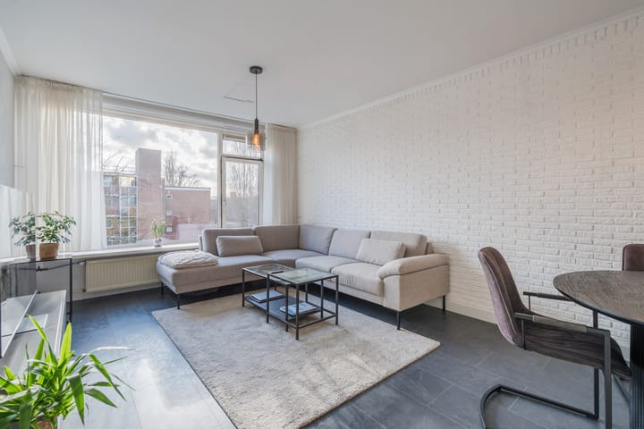 Foto 2 van Staringlaan 260