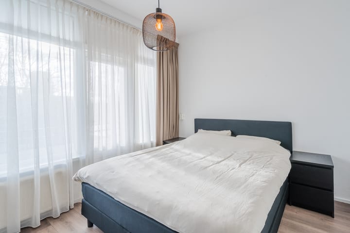 Photo 15 of Staringlaan 260