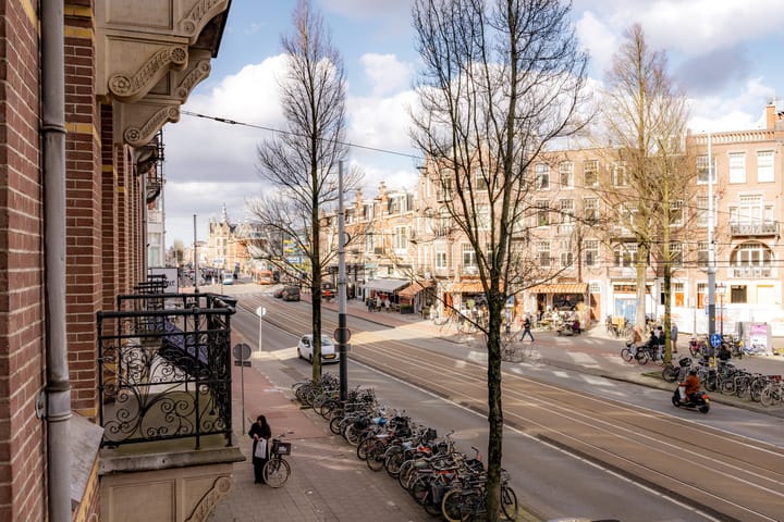 Photo 15 of Van Baerlestraat 126-1