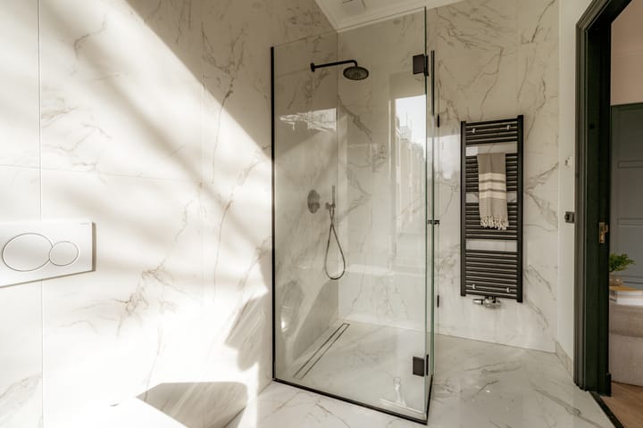 Photo 29 of Van Baerlestraat 126-1