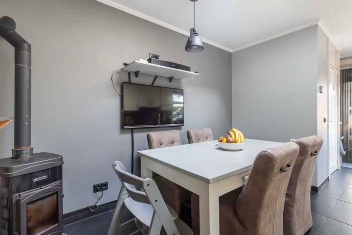 Foto 11 van 1e Wormenseweg 121-A