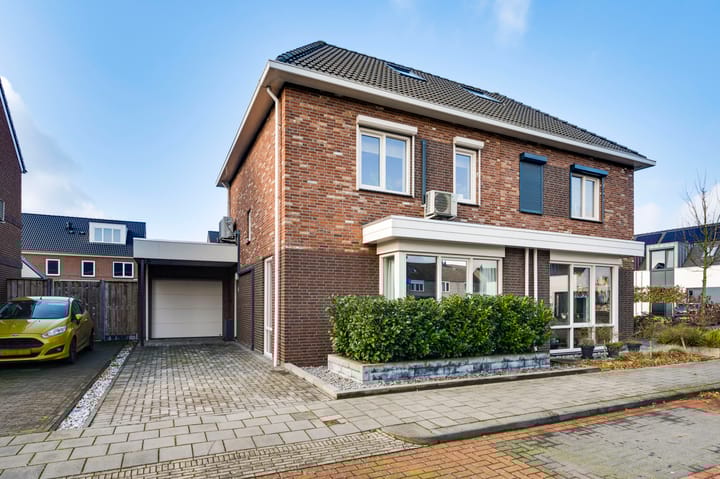 Foto 1 van Molenakker 18