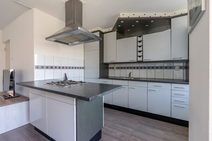 Foto 6 van Marinus Poststraat 77