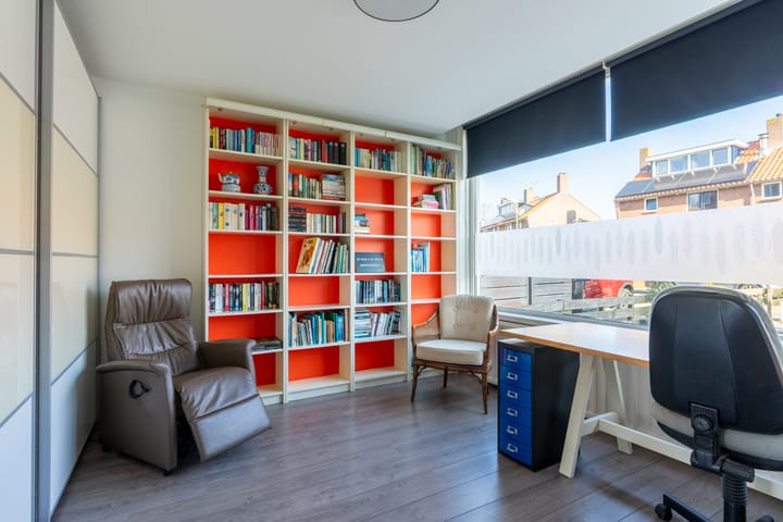 Foto 10 van Marinus Poststraat 77