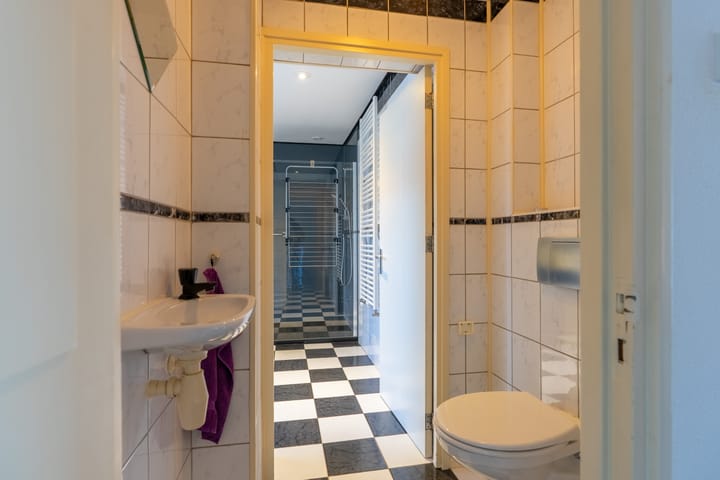 Foto 19 van Marinus Poststraat 77