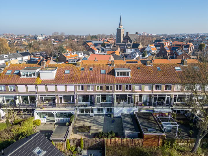 Foto 32 van Marinus Poststraat 77