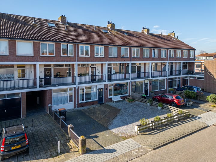 Foto 33 van Marinus Poststraat 77