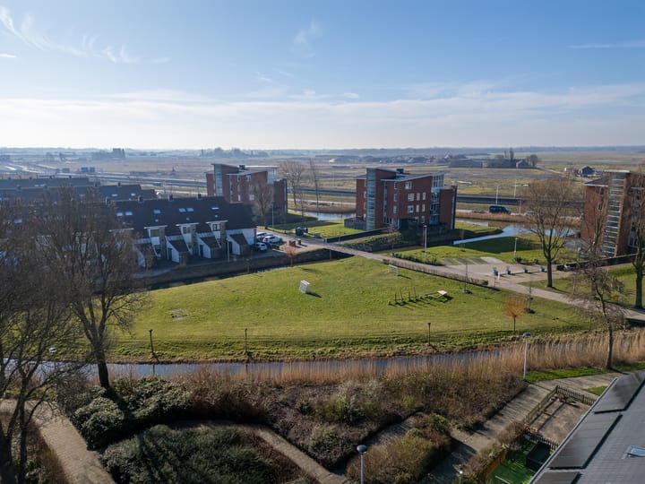 Foto 36 van Marinus Poststraat 77