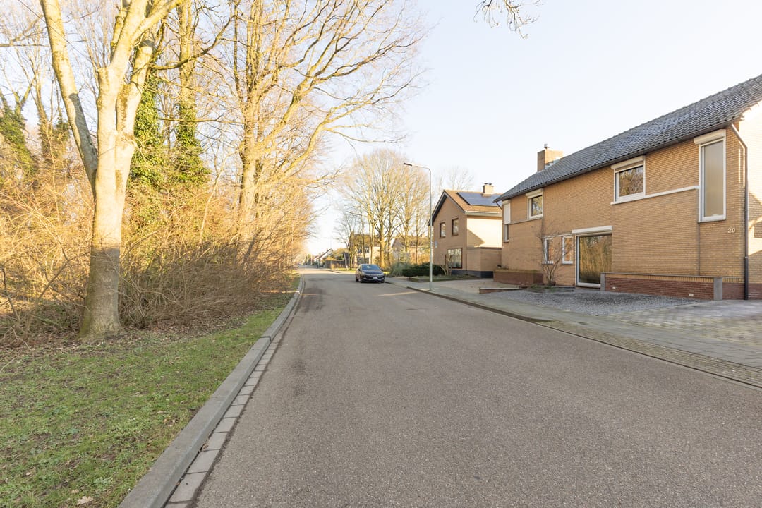 Foto 2 van Maaseikerweg 20