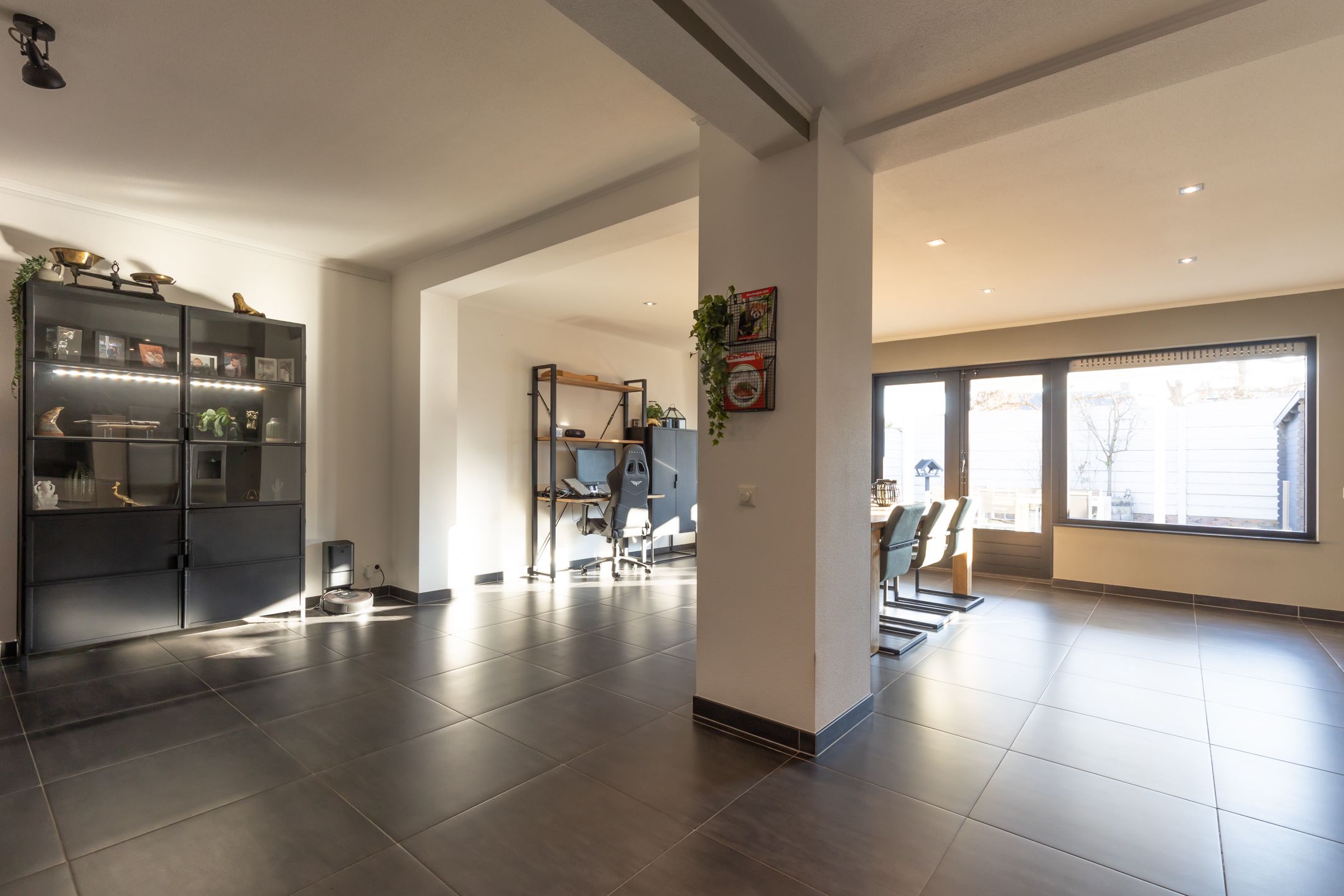 Foto 9 van Maaseikerweg 20