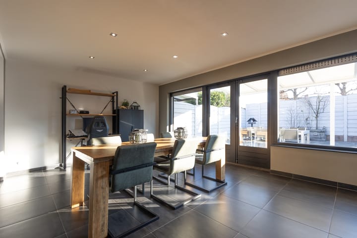 Foto 11 van Maaseikerweg 20