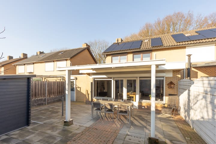 Foto 20 van Maaseikerweg 20