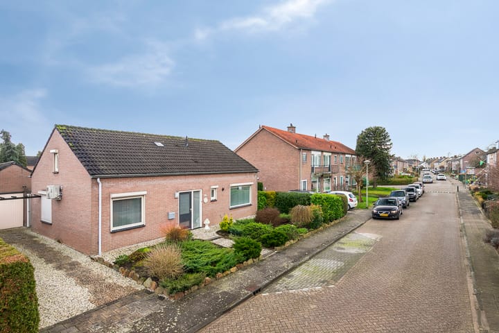 Foto 28 van Prinses Irenestraat 50