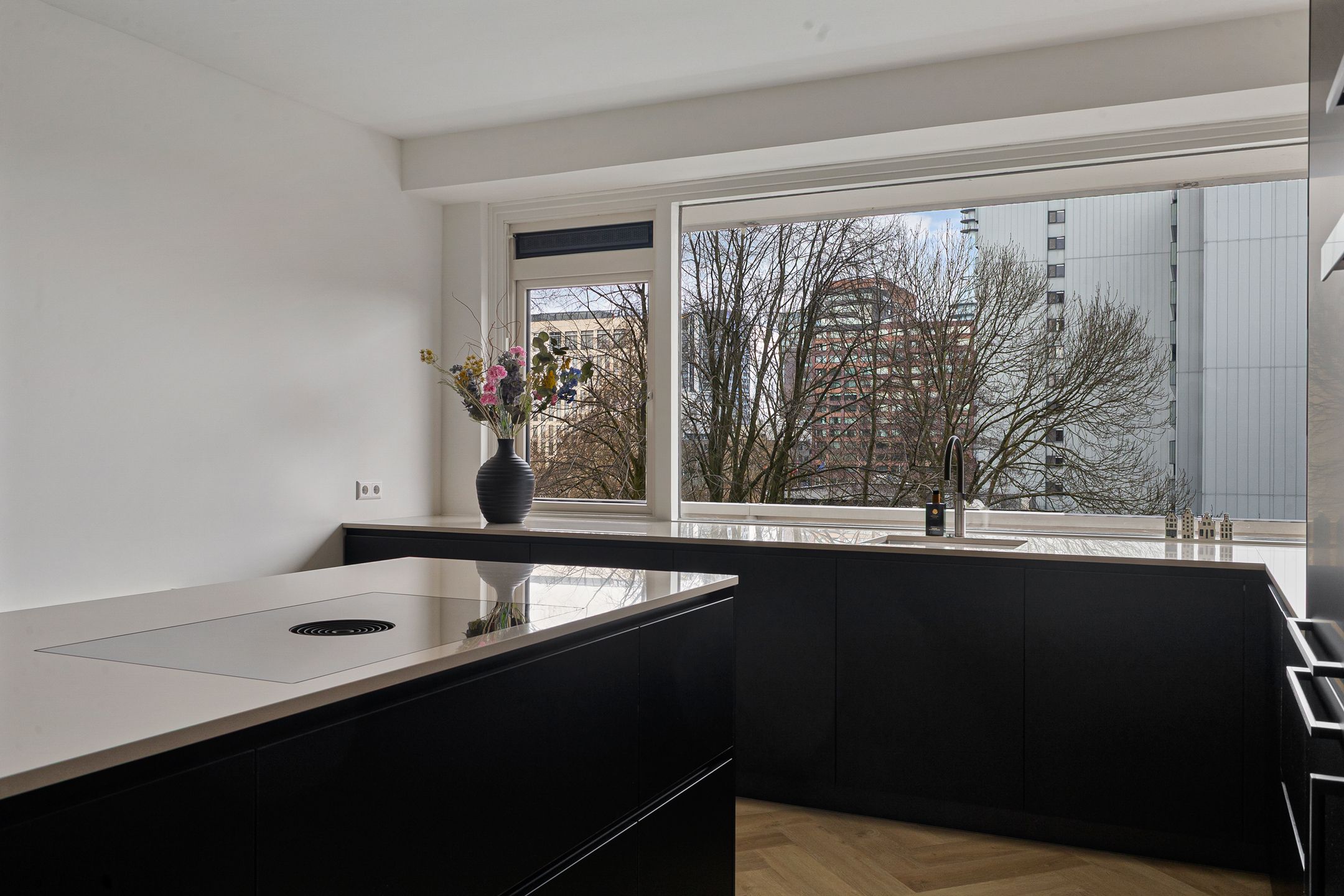 Photo 9 of Mensinge 54