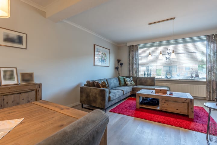 Foto 8 van Tuinstraat 11