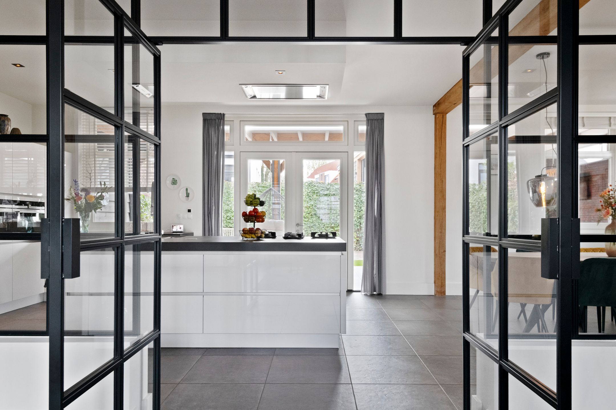 Foto 30 van Geldersestraat 87