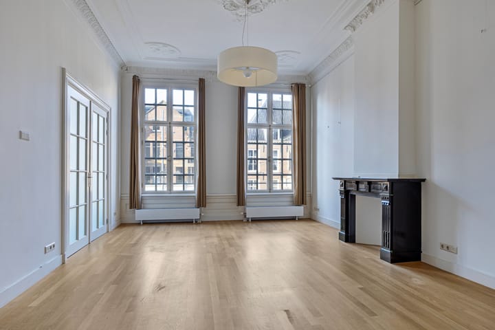 Foto 2 van Kneuterdijk 3-B